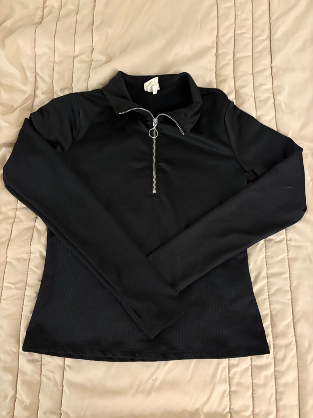 H&M Women’s Black Ribbed Long Sleeve Zip Mock Neck Top